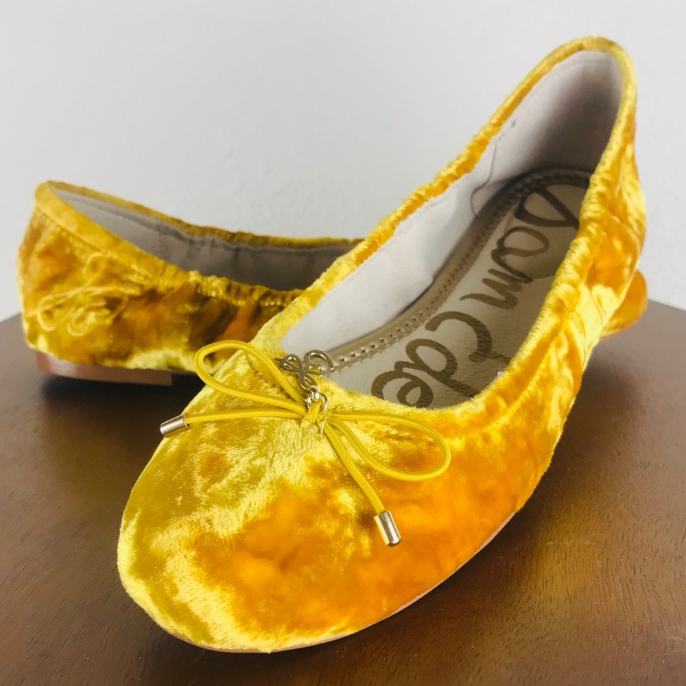 Sam Edelman Felicia Yellow Crushed Velvet Size 6